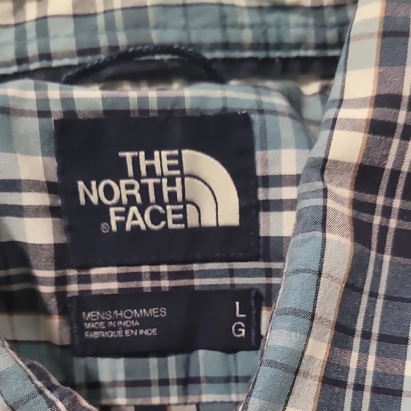 The North Face Men's Blue and White Checkered Shirt - Picture 5 of 6